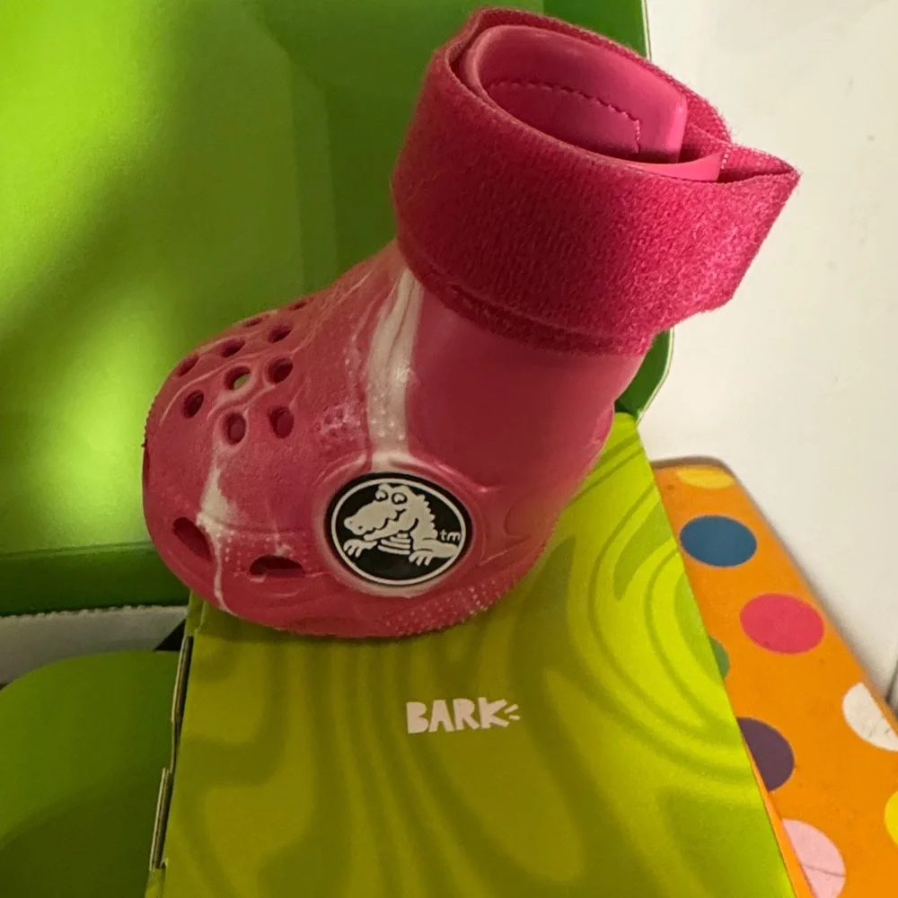 Bark Crocs for Dogs - Picture 3 of 10